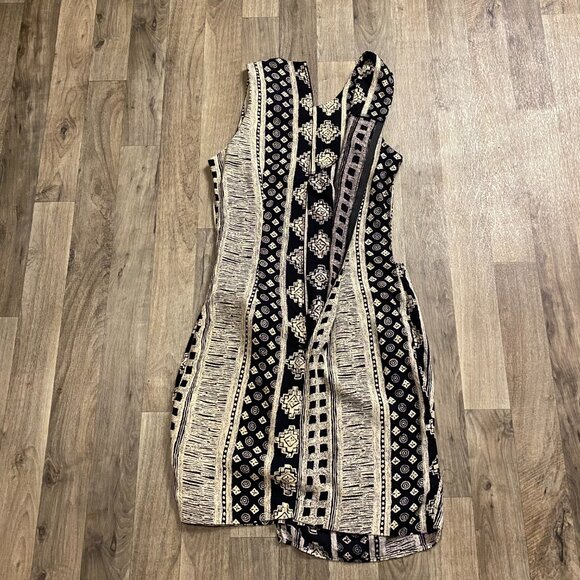 Alyn Paige Geometric Print Faux Wrap Mini Dress Size XS - Picture 4 of 6